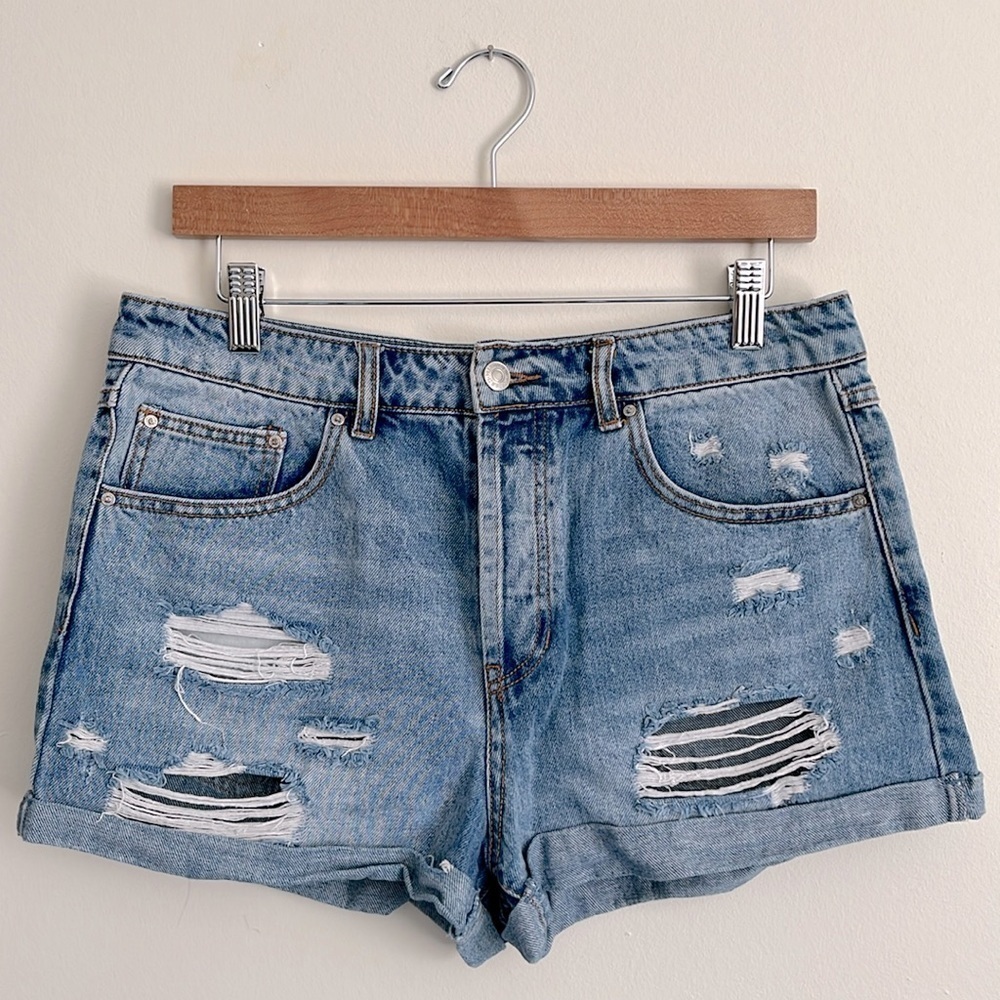 Forever 21 Button Fly Distressed Denim Jean Shorts